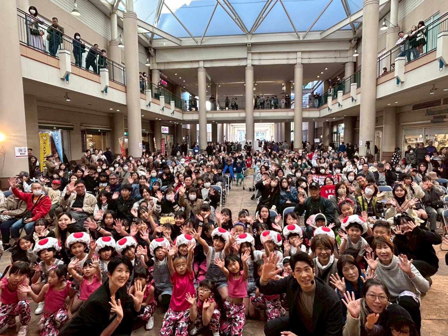 栗原　恵さん・安部　友裕さんによる福山市子育て応援トークショー2025を開催しました！